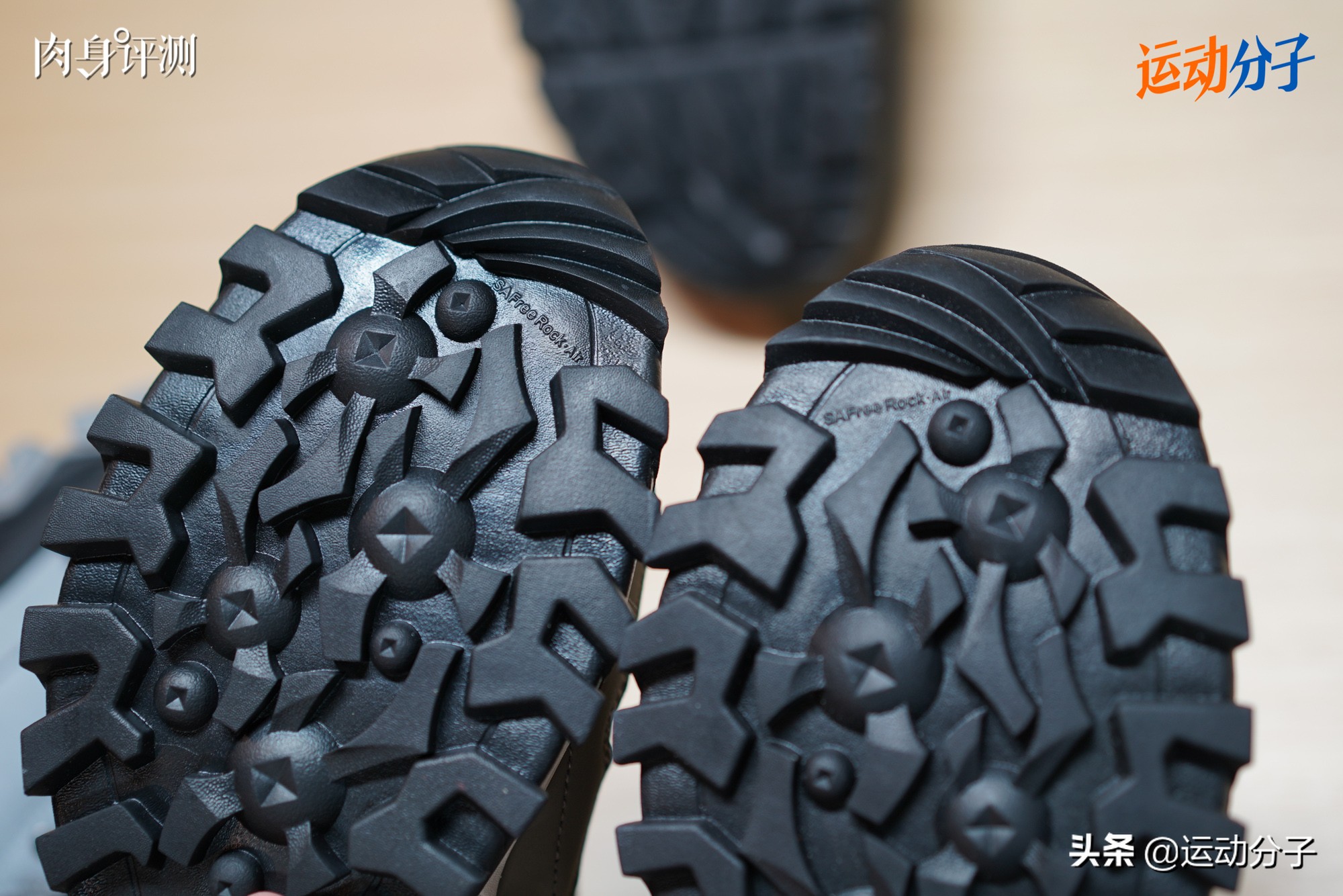 国产户外品牌探路者,探路者专业徒步鞋