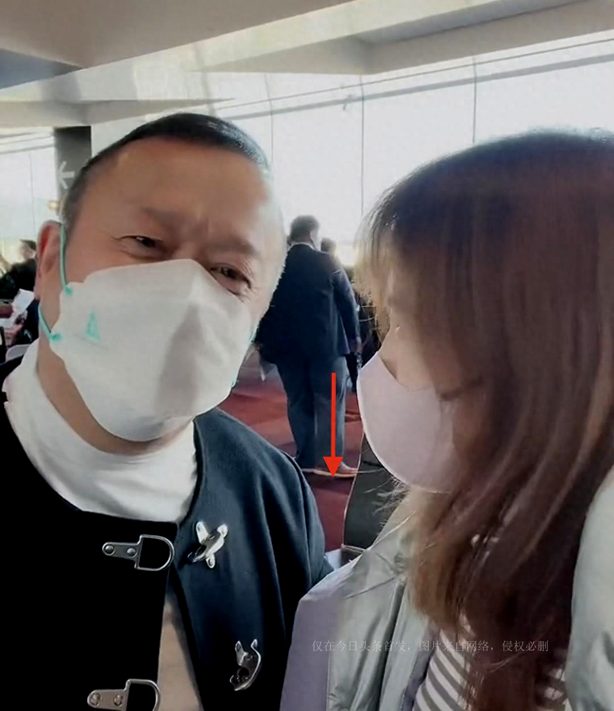 曾志伟拥抱视频,曾志伟拥抱女明星