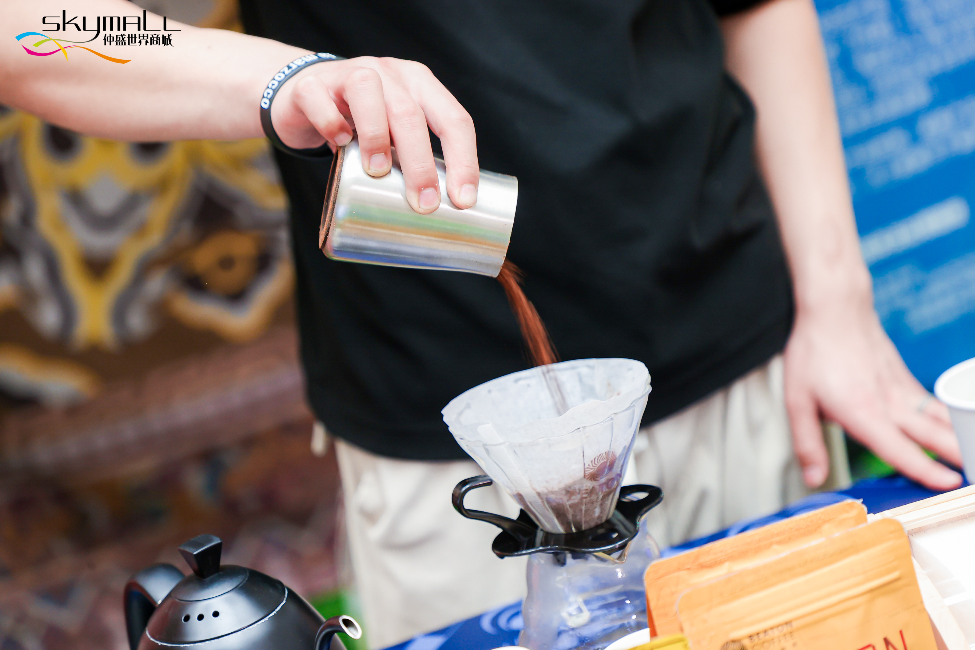 走进彩云之南,仲盛世界商城落地“云游世界”城市漫游计划