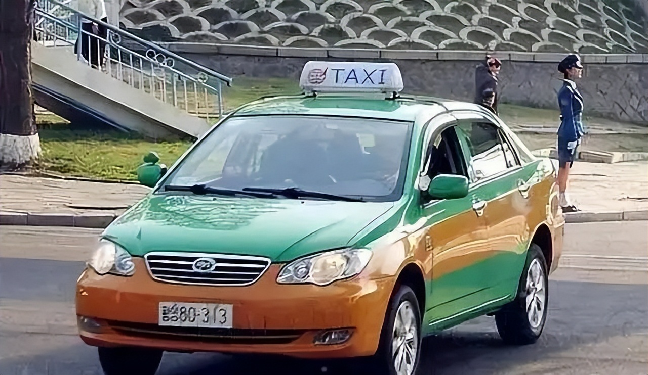 朝鲜旅游都花费在哪了？美女导游一路陪同很尽责