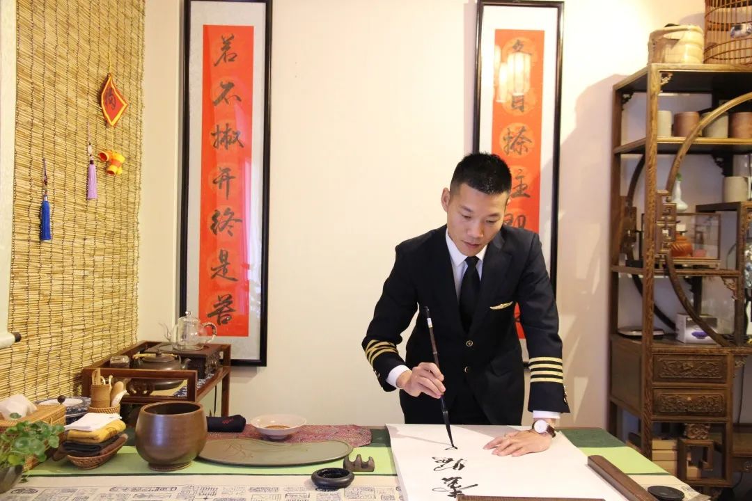 马保利诗词大会获奖感言,马保利机长