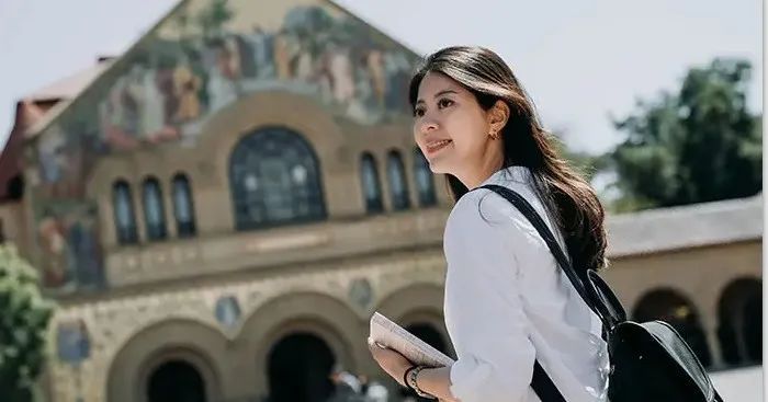 新西兰与澳大利亚留学哪个好,新西兰和澳大利亚留学学费