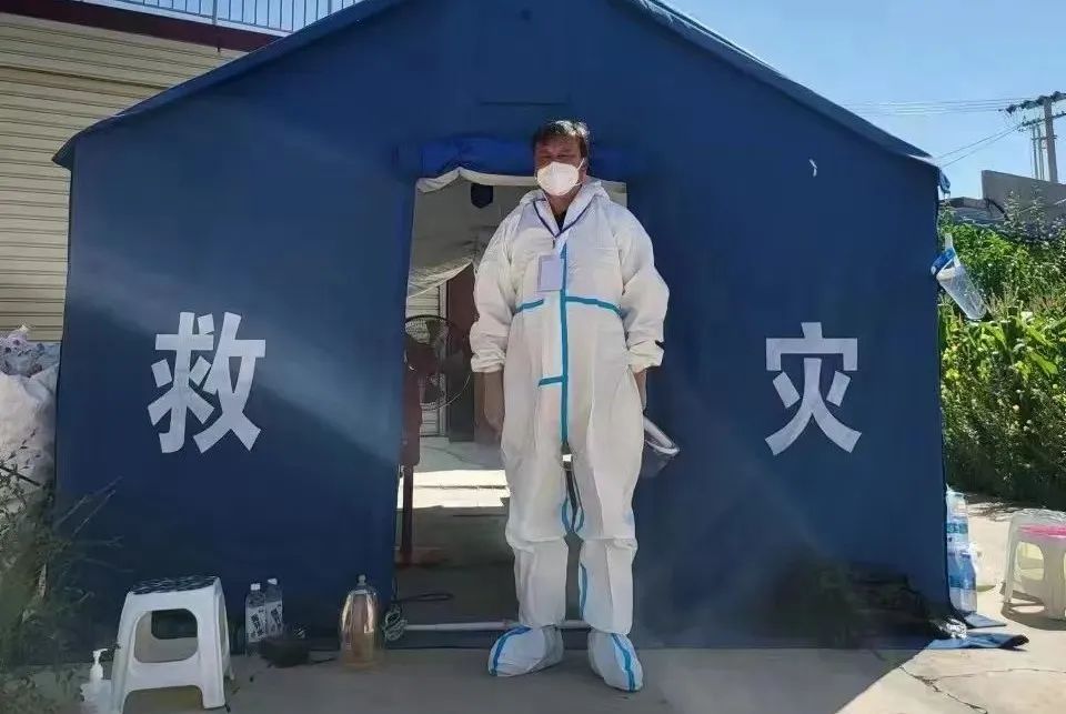 疫情防控坚守在一线,疫情防控党员值守