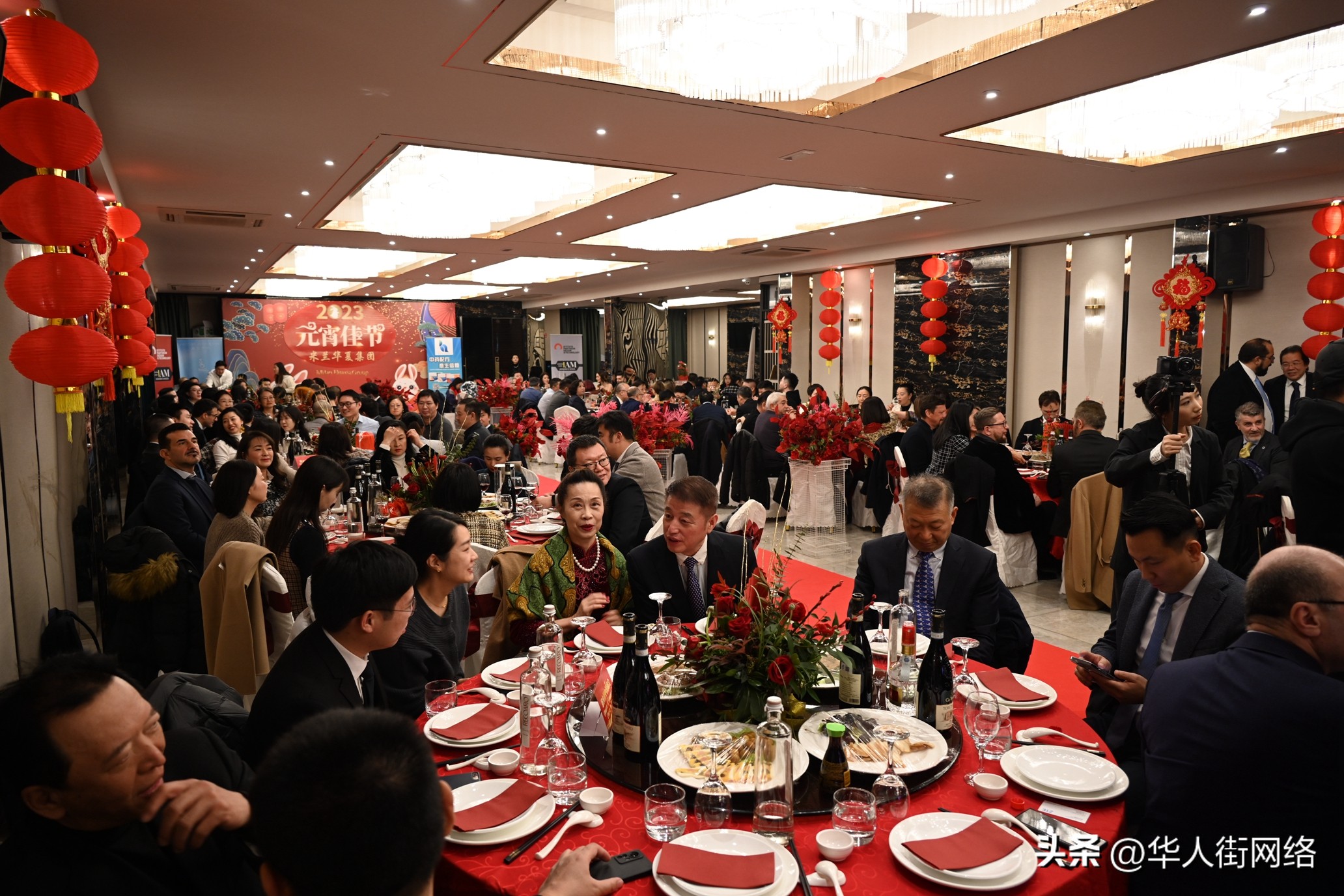 米兰华夏集团欢度元宵!再上新台阶,华夏制药与Unifarma签约!
