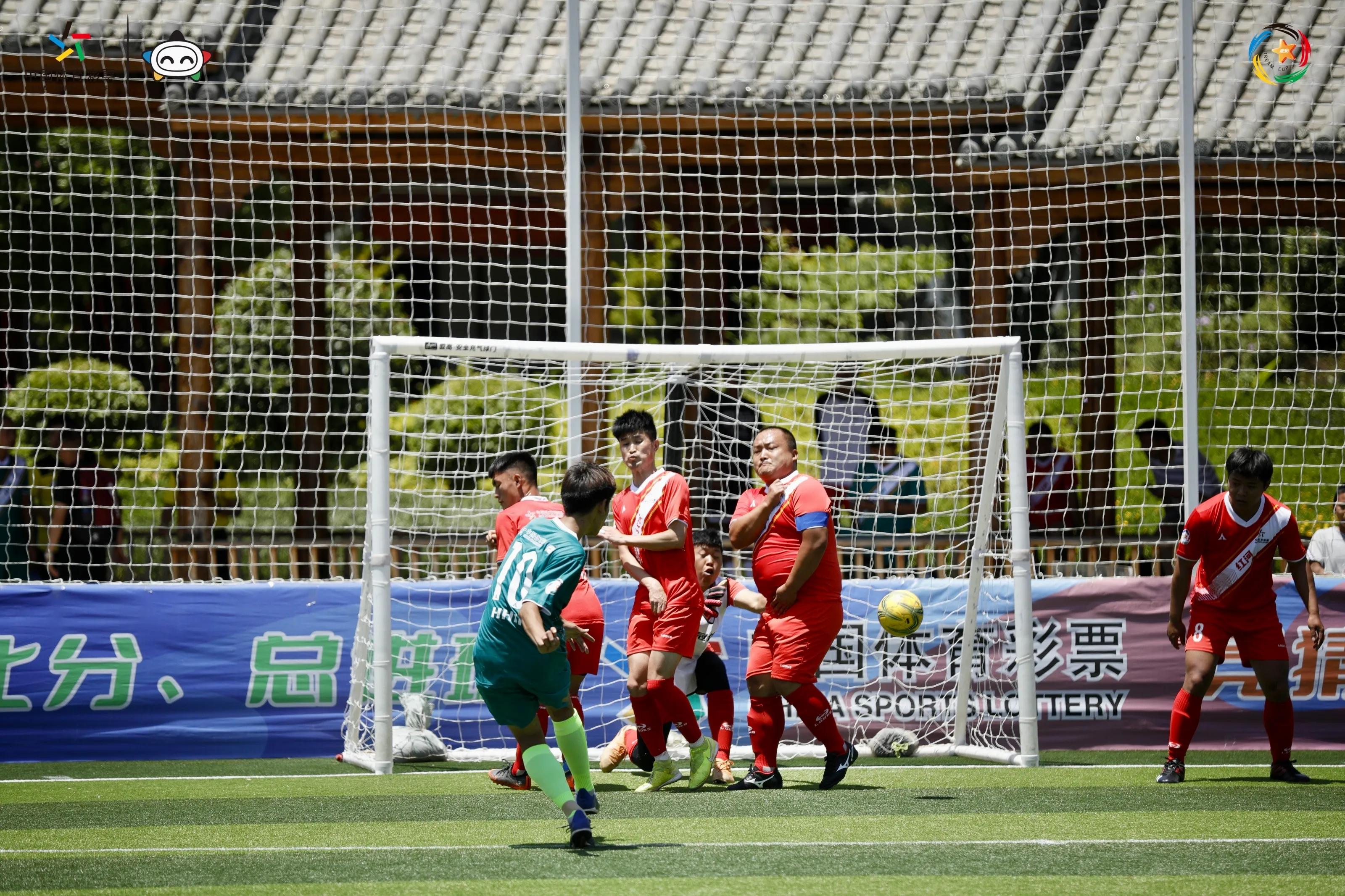 红河五人制足球,点燃运动激情在赛场绽放少年活力