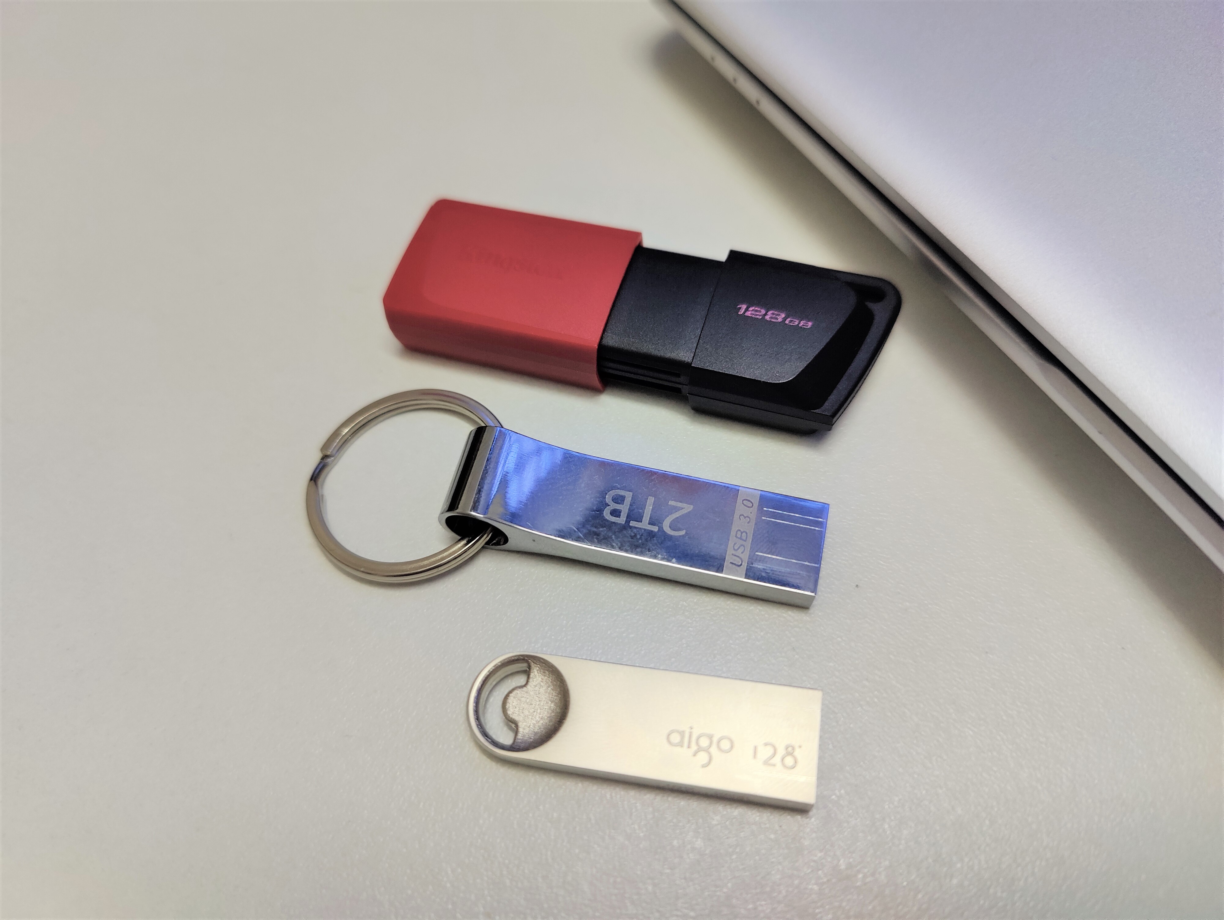 换个u盘行吗,买几个u盘合适