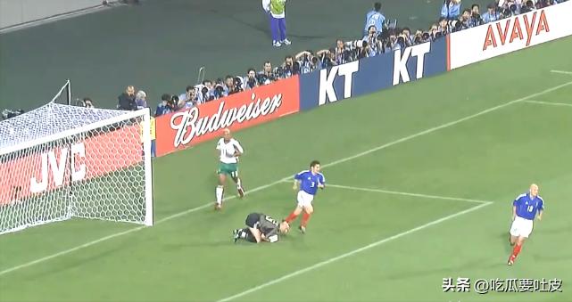 06年世界杯法国vs巴西齐达内,1998年法国世界杯齐达内一战称王