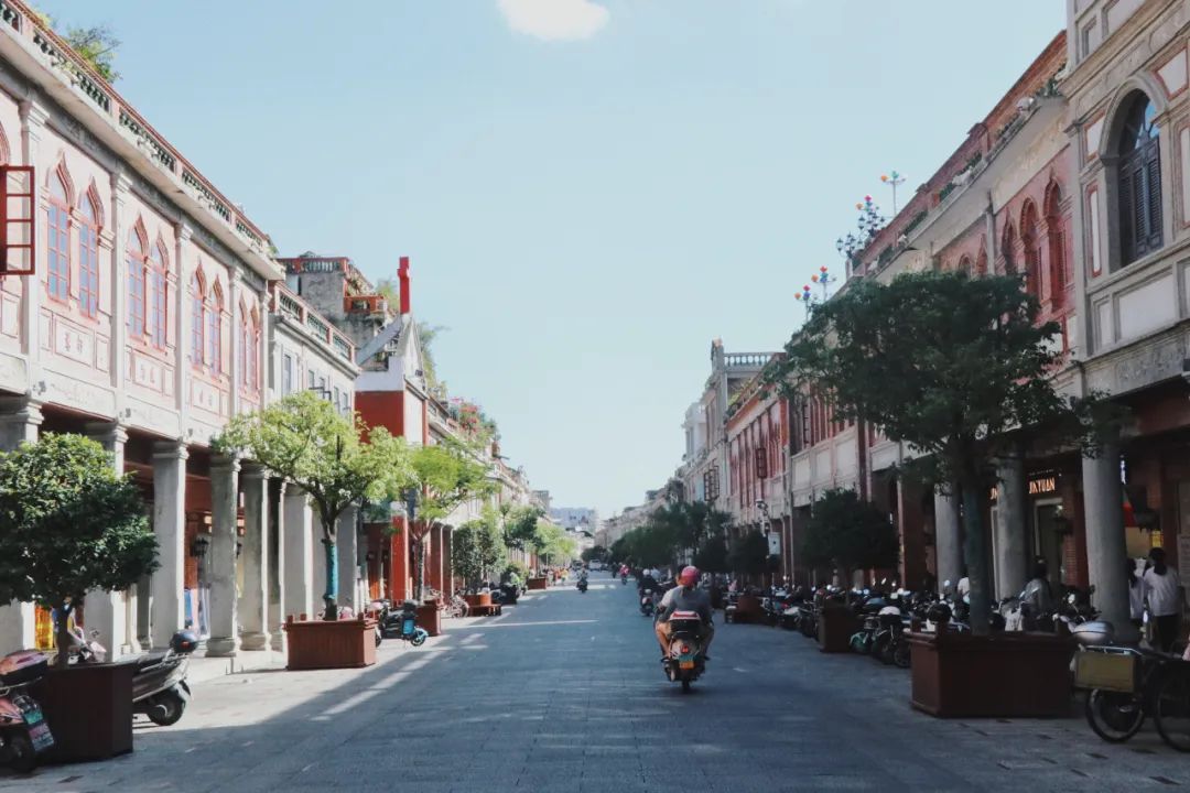 打包票，这座城市你去了一次就会爱上...