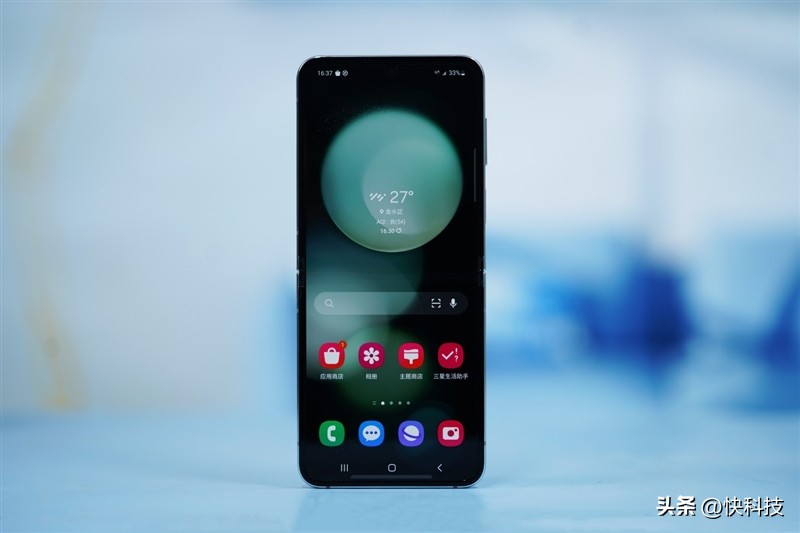 三星galaxyzflip防水测试,三星折叠手机zflip5防水吗