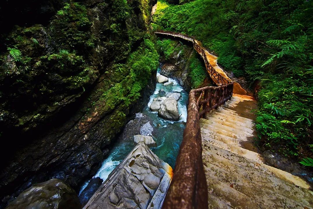 良心推荐夏日风光绝美的避暑胜地,夏季避暑胜地推荐4天