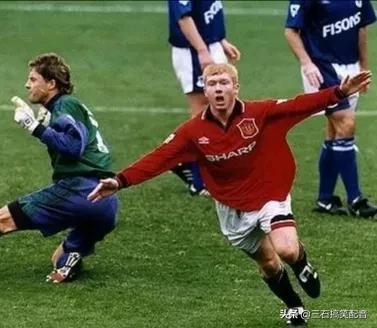 吉格斯在英超地位,吉格斯斯科尔斯内维尔