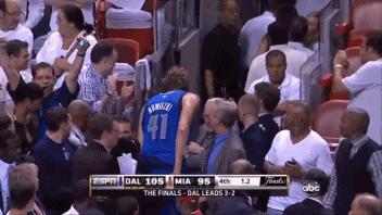 诺维茨基球衣退役仪式演讲谈科比,诺维茨基球衣退役仪式库班说的话