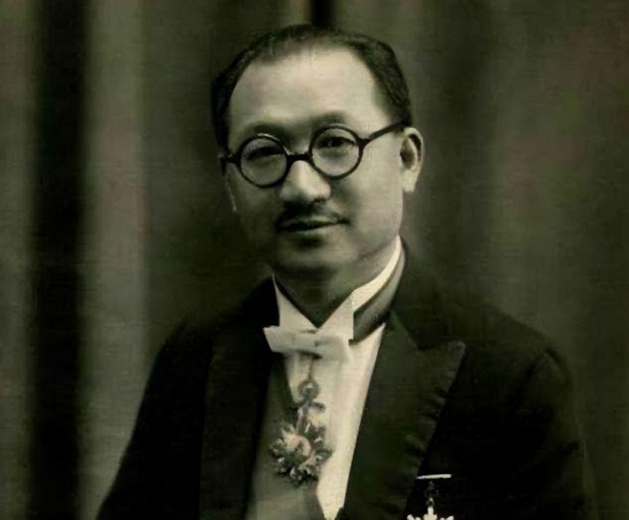 孔祥熙最后在哪里去世的,民国四大家族孔祥熙结局