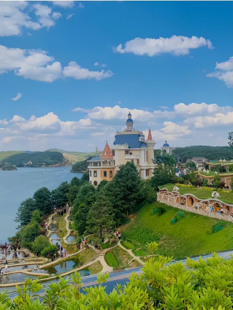 去昆明必须去的三个地方,云南昆明哪里最值得去