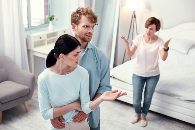 怀孕了婆婆不闻不问是什么意思,怀孕了婆婆突然不闻不问