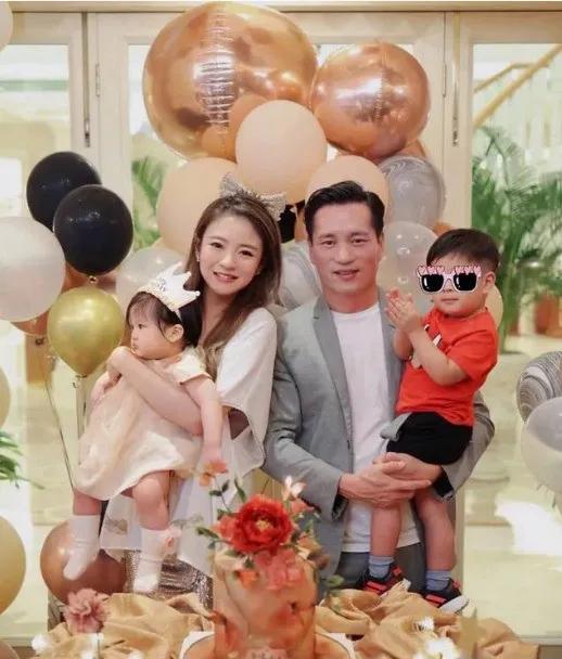 万小刀的江湖往事,万小刀感情故事