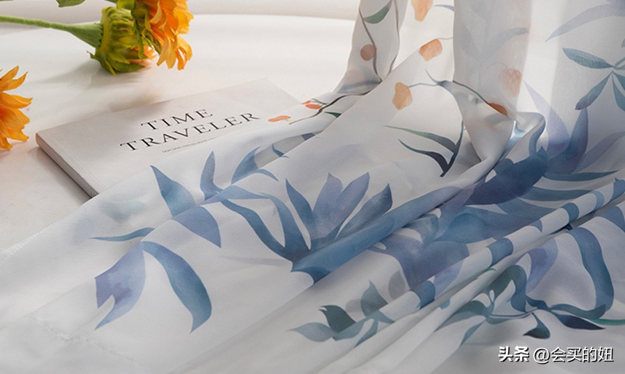 如何选便宜美观实用的窗帘,店铺一般装什么窗帘好看