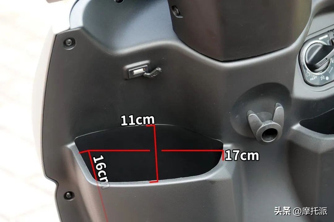 本田ncr125和铃木uy125实测,五羊本田摩托车踏板ncr125价格