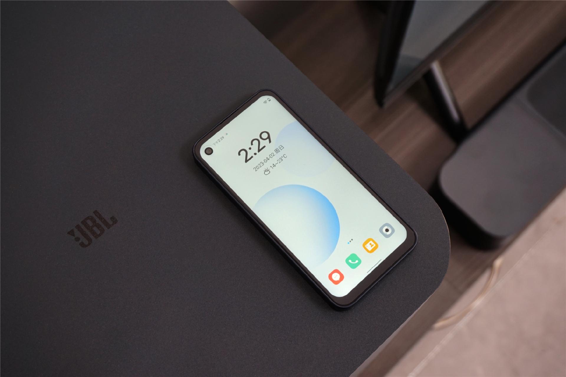 qin3ultra多亲ai精灵评测,多亲qin3ultramiui14稳定吗