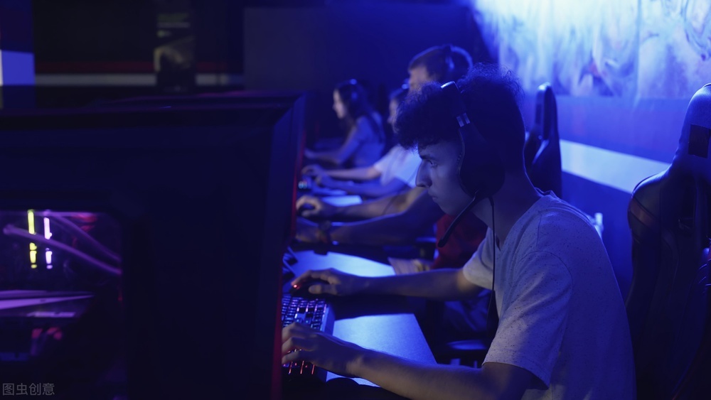 开电竞酒店怎么找店面,开电竞酒店怎么租房子