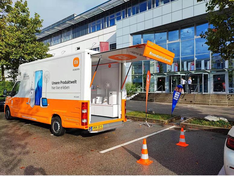 地球另一边的人们是倒着吗,地球另一侧的人不会掉下去吗