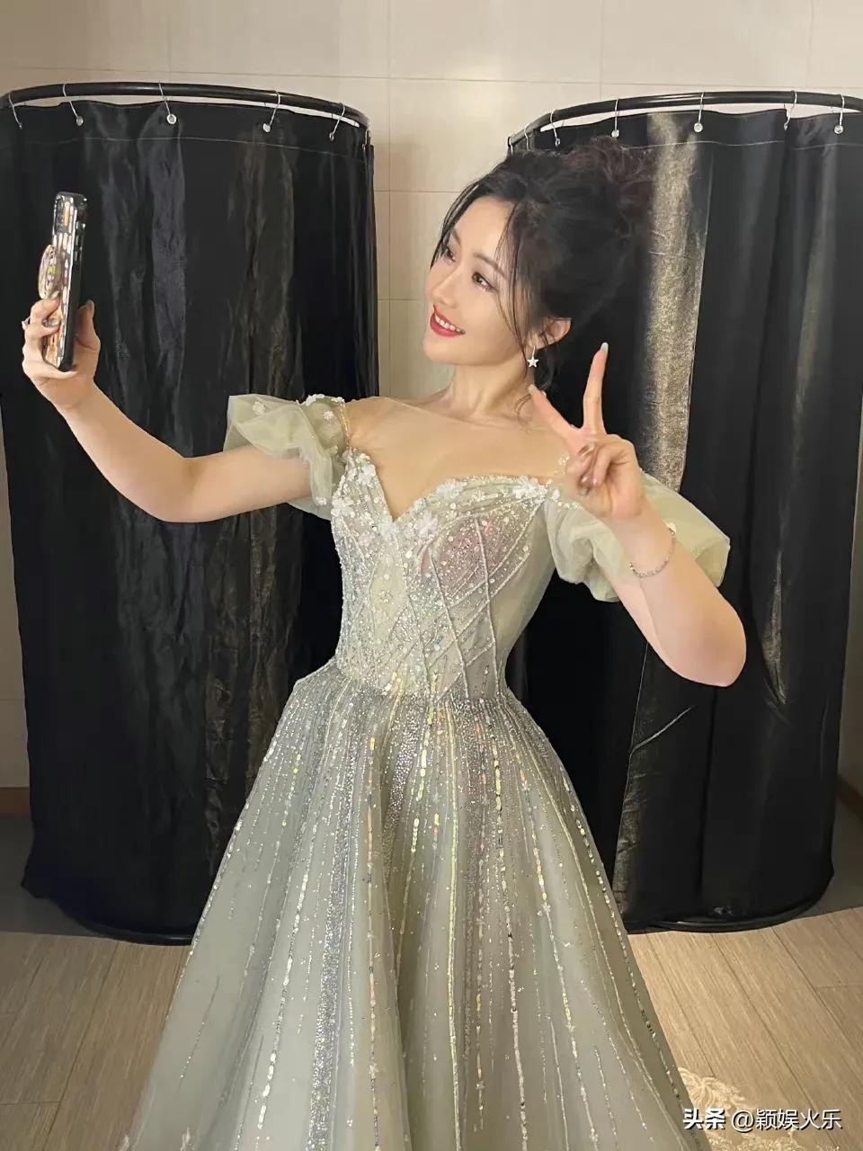 2022年度微博音乐盛典,众女星走红毯,明星高清壁纸