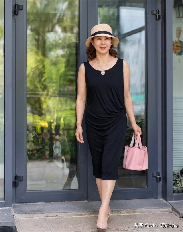 女孩买大牌包还是平价包包好,买包包怎么又便宜又划算又好看