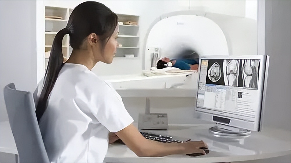 医学影像技术专业自我介绍视频,医学影像技术自我介绍