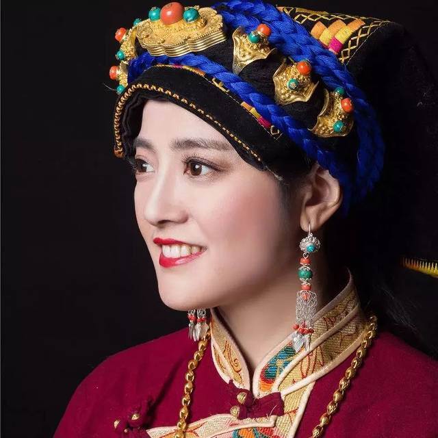 四川女孩嫁藏族小伙放弃百万年薪,四川女孩嫁甘肃农村视频