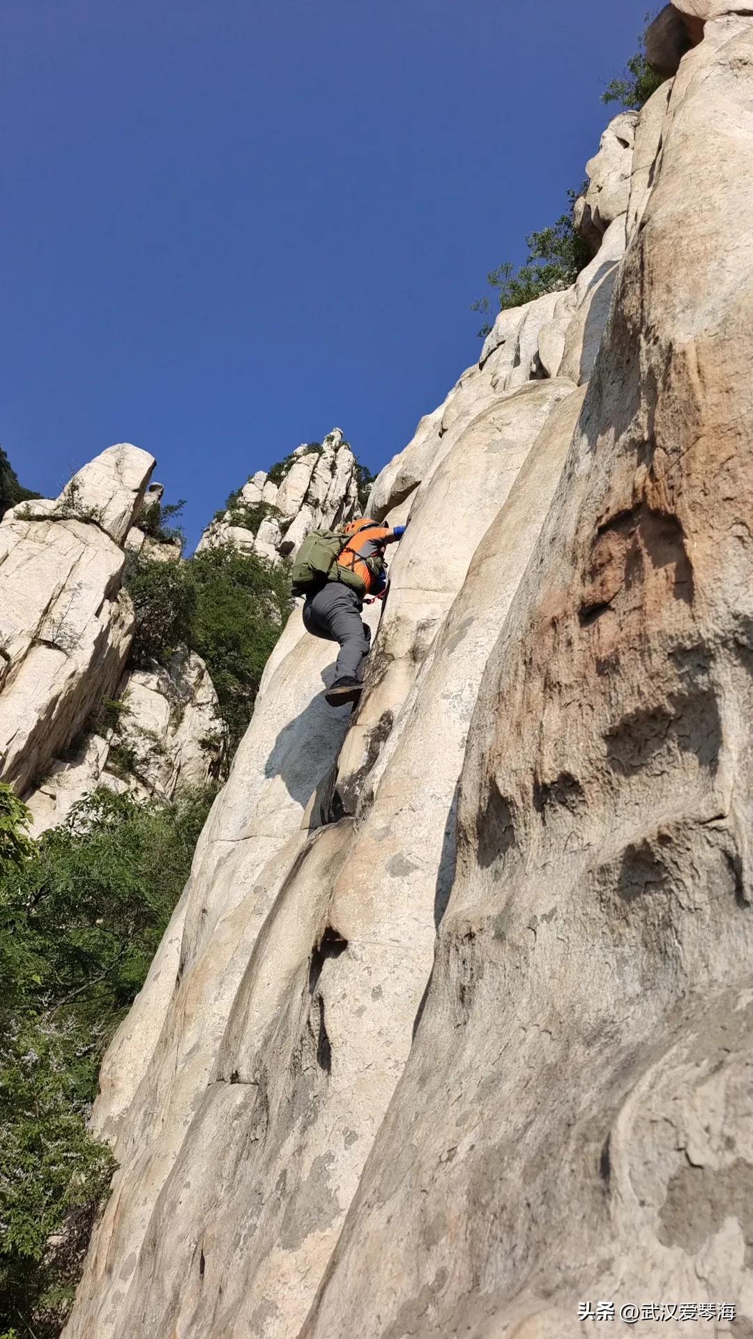 嵩山鱼道鱼脊线全景,嵩山虎头崖攀爬