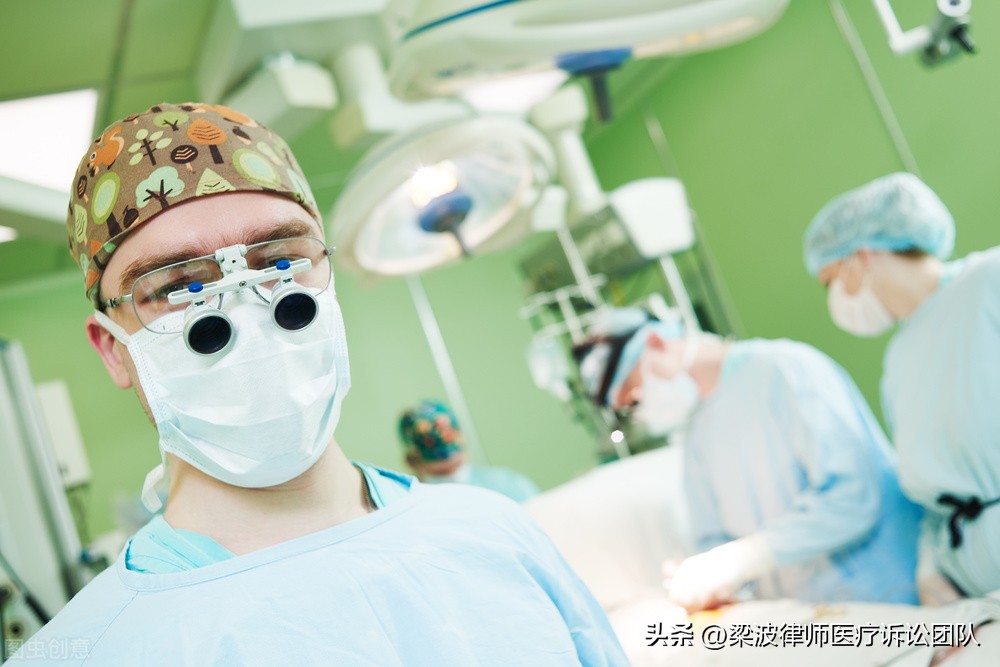 医疗人员收受回扣,医疗技术员利用医院器械牟利