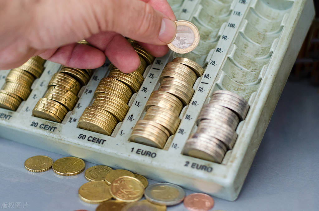 券商工资一般是多少钱,在券商工作