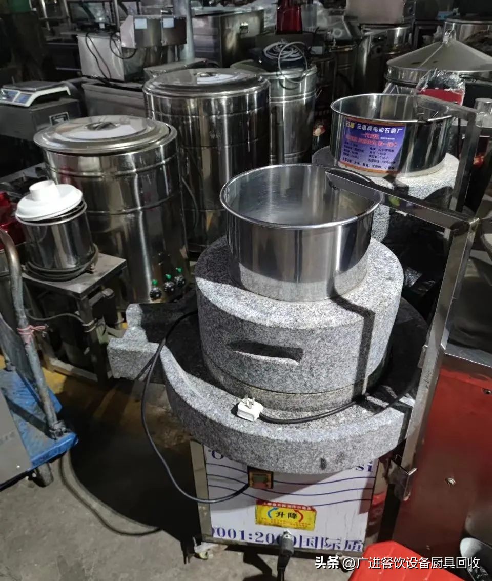 如何购买餐饮二手厨具,二手厨具餐饮设备应该怎样做