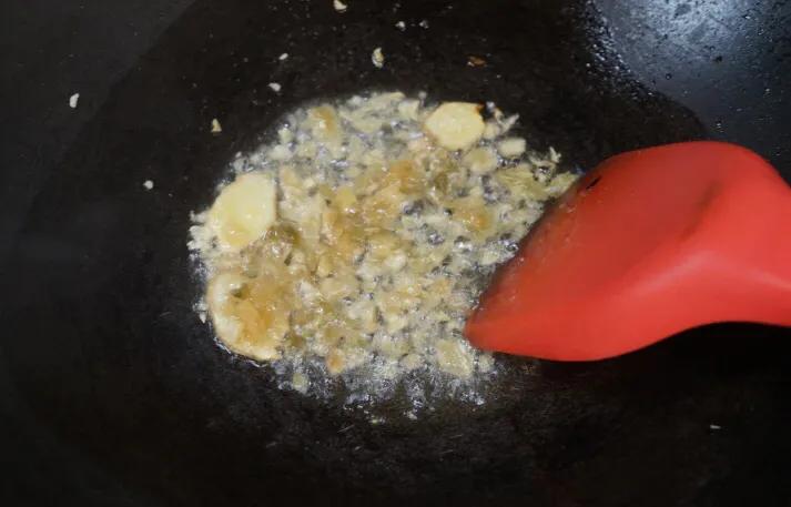 老年人别太节俭多补充这几种食物,建议中老年别太节俭多吃这五种菜