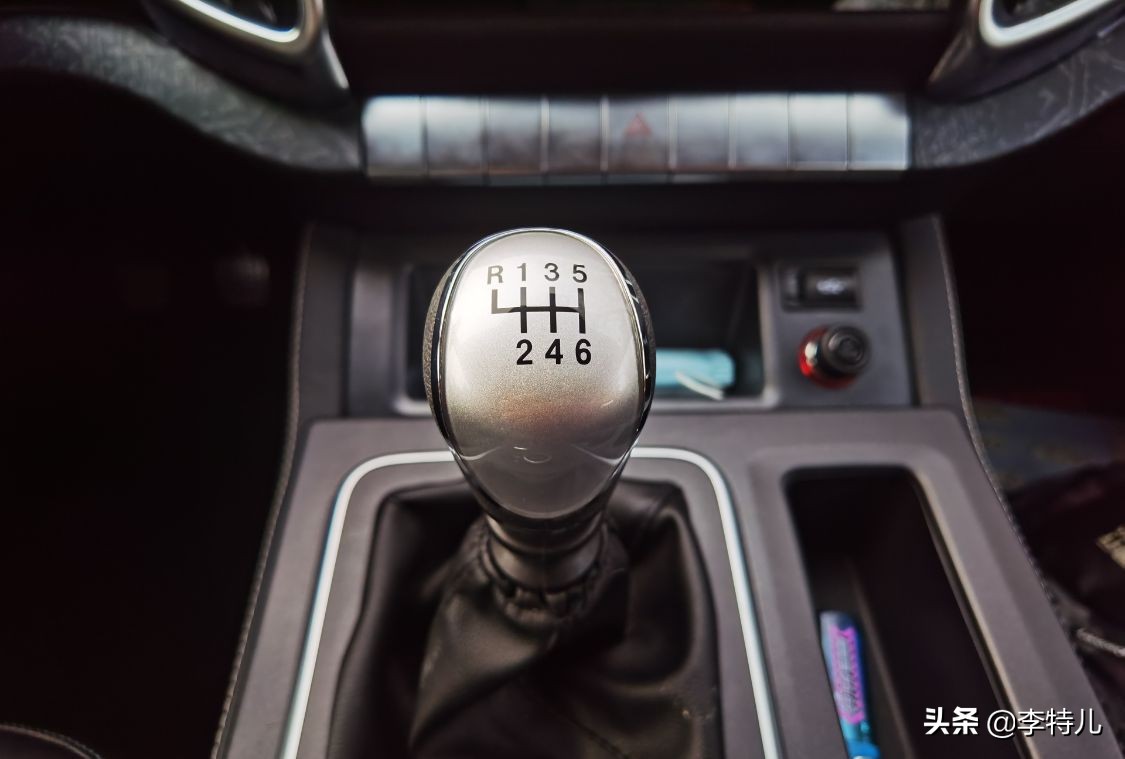 中兴皮卡威狮1949柴油版改装7座,中兴皮卡威狮1949柴油版介绍