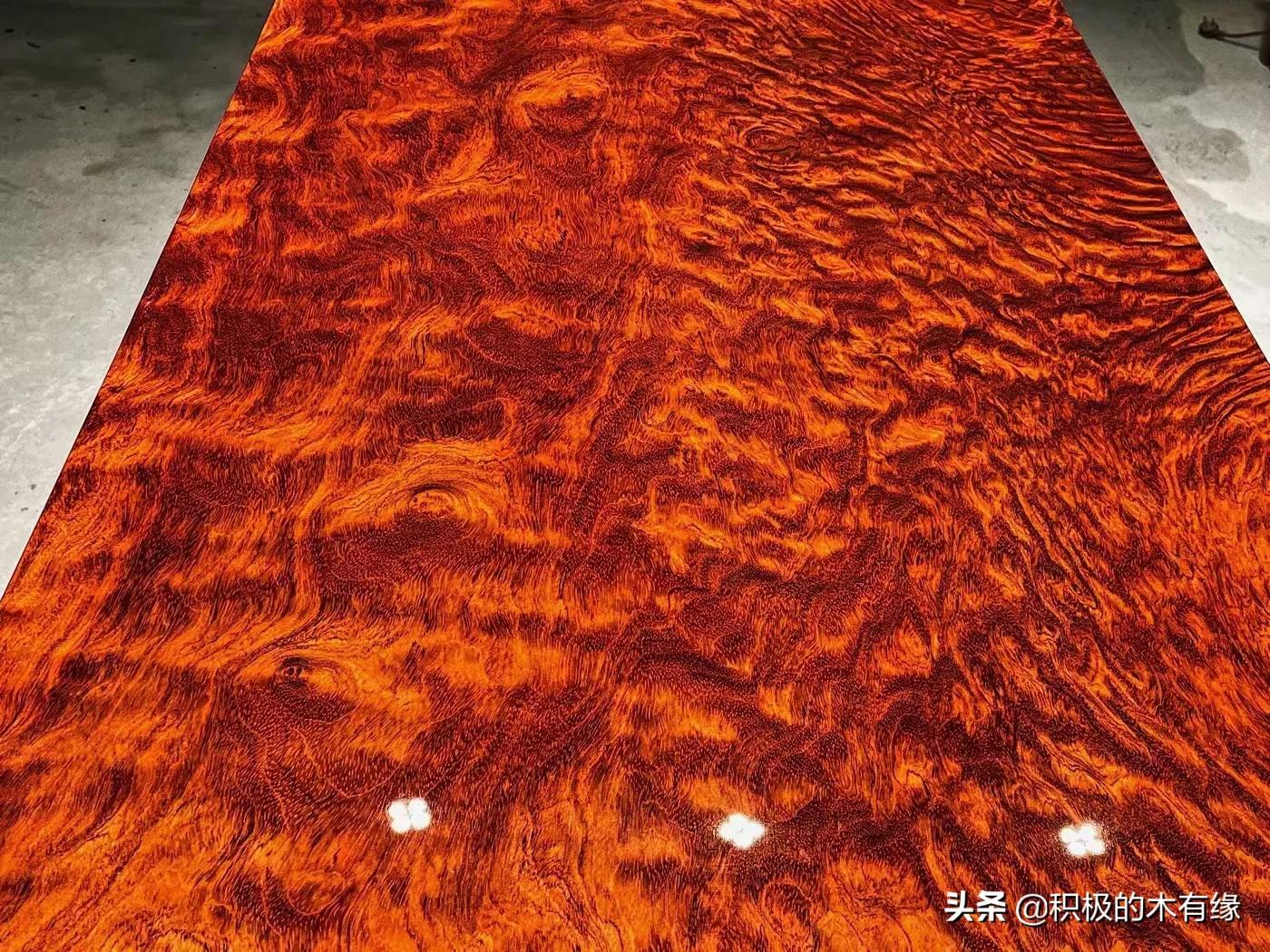 巴西花梨木价格多少钱一方,巴西花梨木属于哪个档次