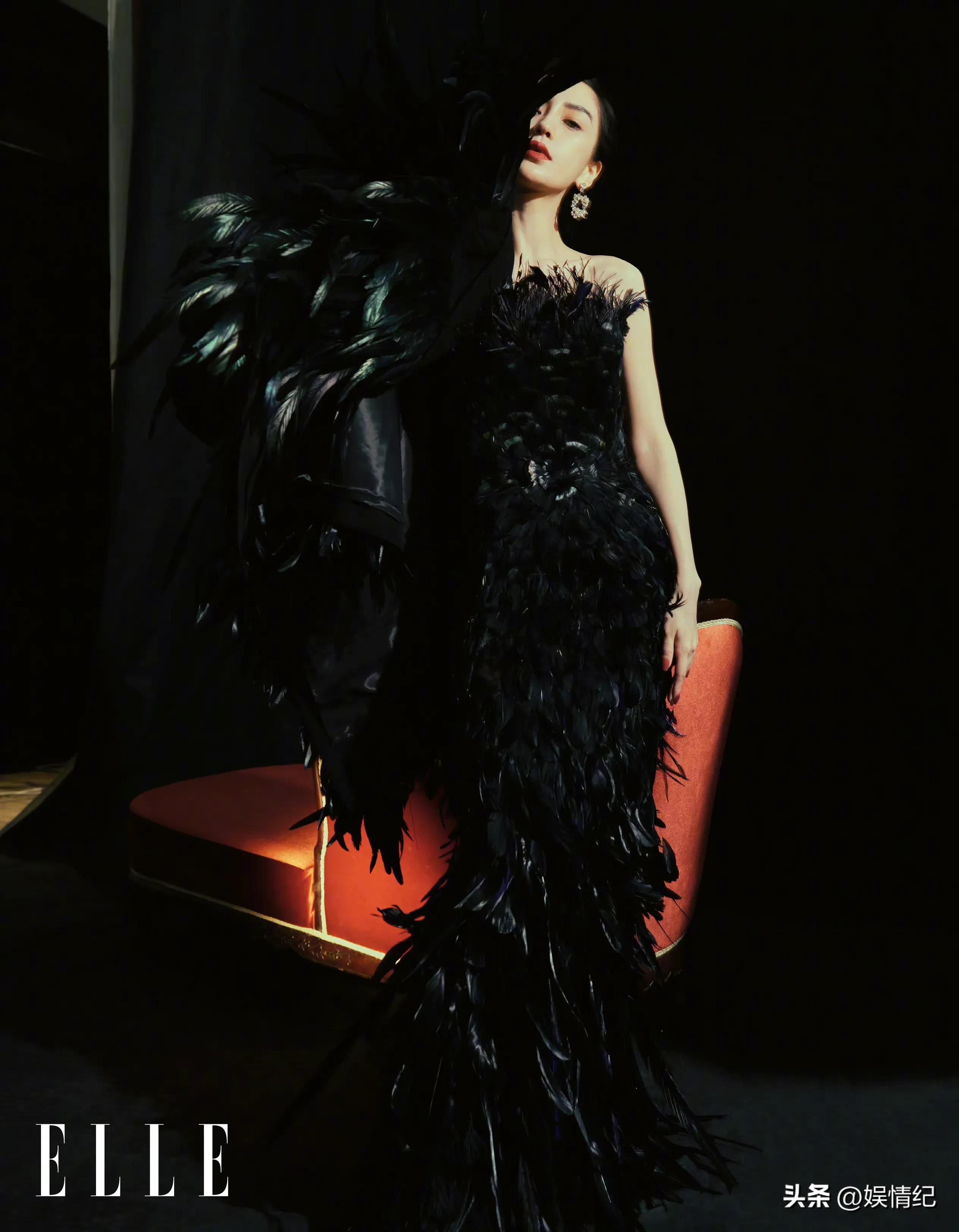 杨幂和赵丽颖最新杂志封面来比美,赵丽颖和杨幂谁拍的杂志多