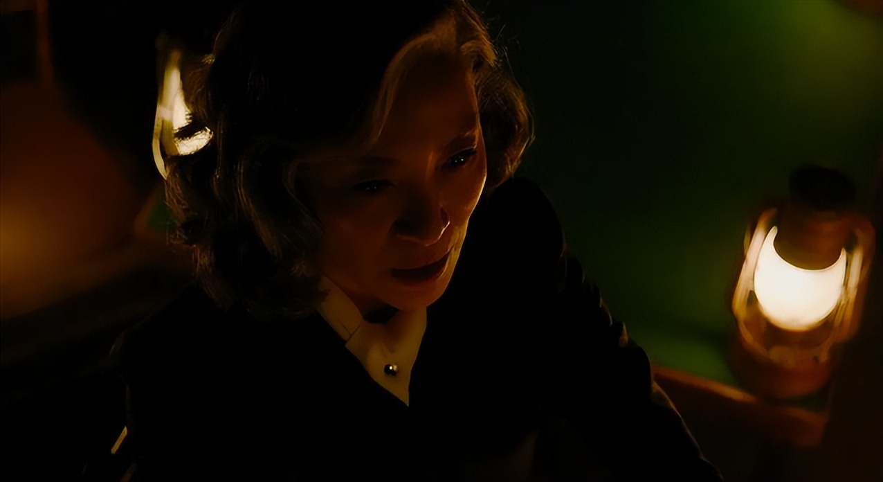 孤注一掷上映封神会掉价吗,孤注一掷提前点映抢封神票房