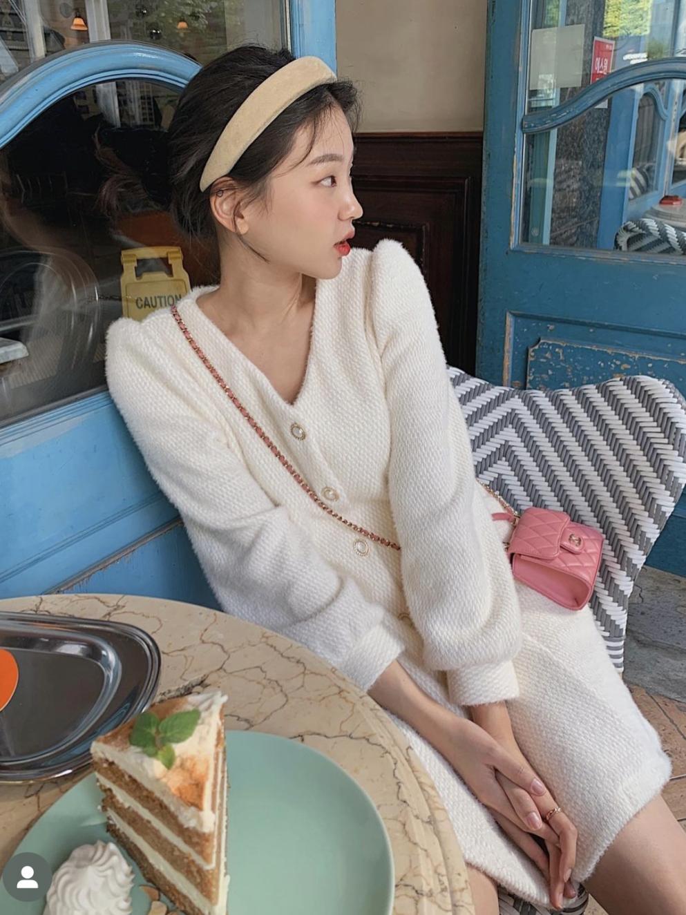 今年冬天流行显脸小的新款发型,今年流行的冬季发型减龄