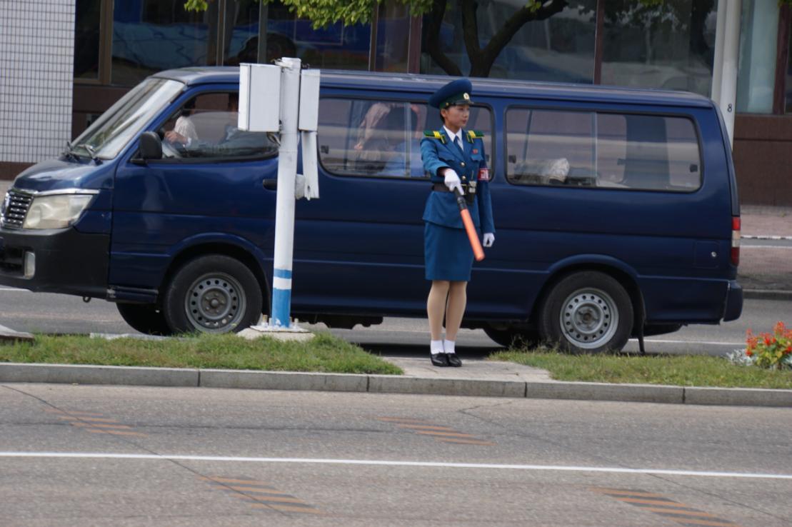 一个月仅有几百元，朝鲜这么低的工资，为何国民幸福指数还是很高