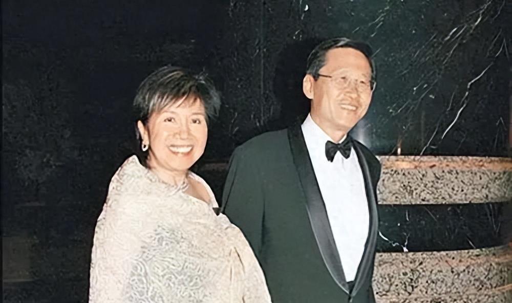 我国最富包租婆一年收两千亿,中国最大的包租公是谁