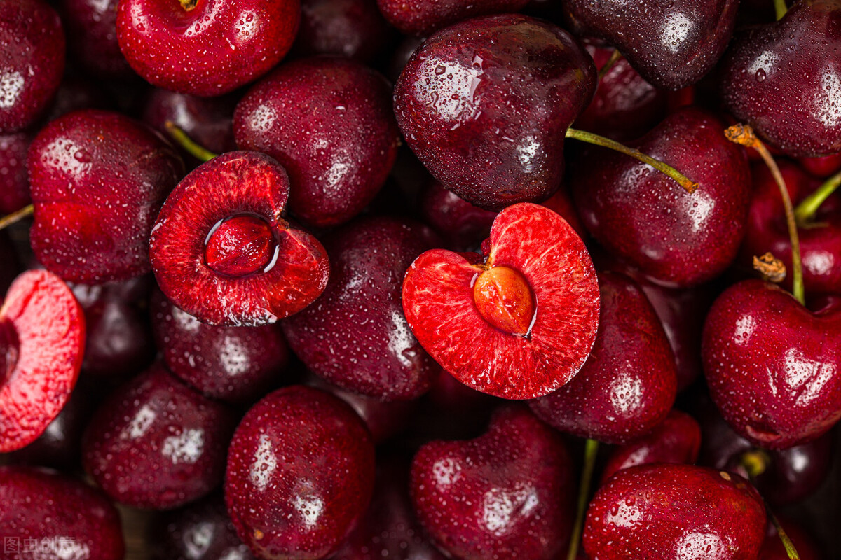 长在土里的水果你能说出几个,有哪几种水果是长在土里的