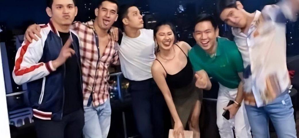 23岁空姐和11名男子跨年聚会后，被发现死于酒店浴缸，死因为何？