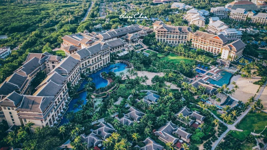 丽思卡尔顿奢华之旅,丽思卡尔顿度假村