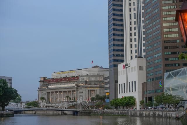 新加坡滨海湾金沙酒店造价多少,新加坡滨海湾金沙酒店白天图片