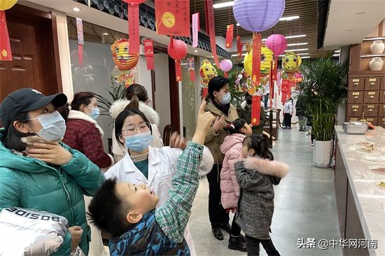 猜灯谜赢豪礼,猜灯谜送的小礼品叫什么