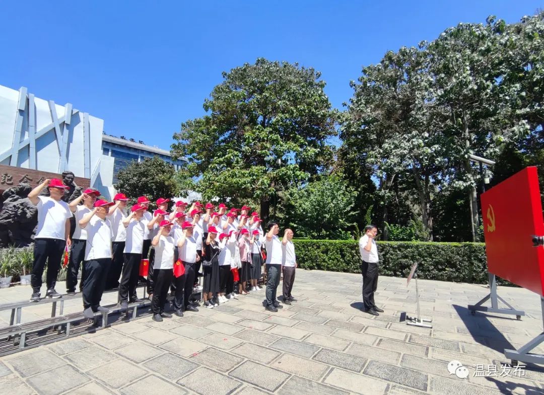 从籍籍无名到全省重点……