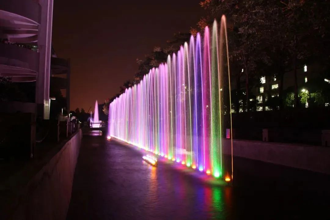 为什么华夏理工学院学费这么贵,为什么选择帝国理工