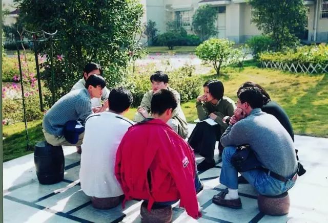 马云杭州湖畔花园在什么地方,马云湖畔花园16幢202室多大