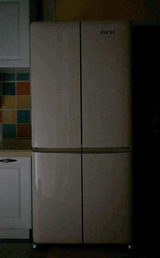 疫情过后你也许需要一台大冰箱，看看这款高颜值的小吉十字门冰箱